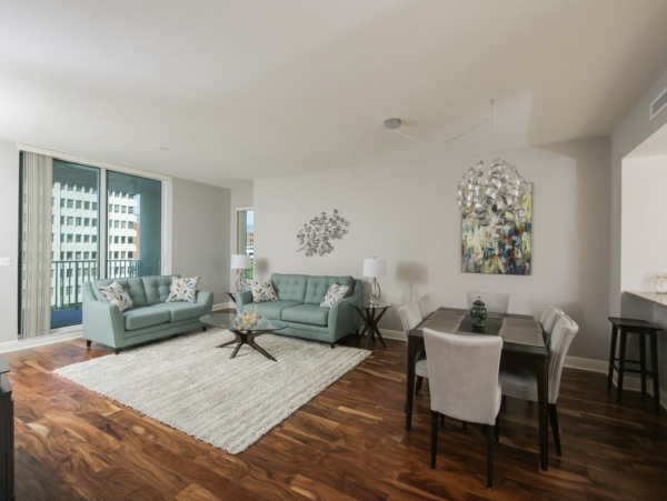 Downtown Sarasota Vacation Rentals Luxury Condo with Skyline Views